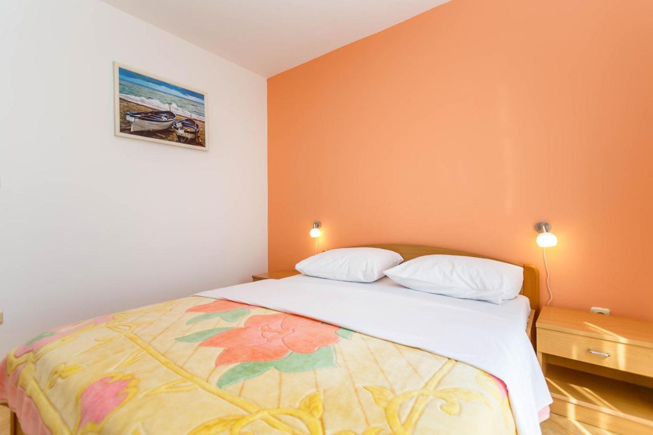 Apartmani Luka Корнич Экстерьер фото